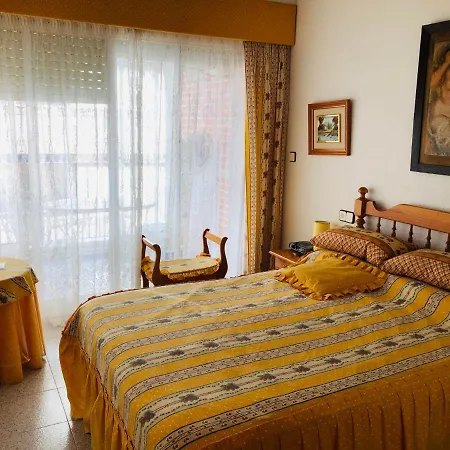 Calle Concordia 128 Appartement *